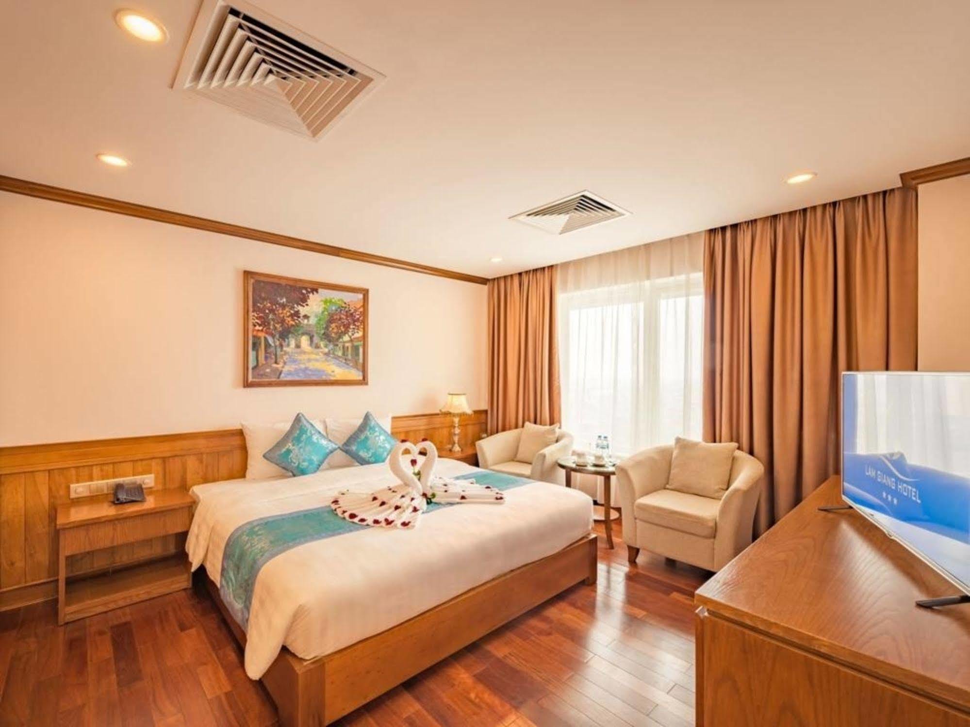 Lam Giang Hotel Vinh Eksteriør bilde