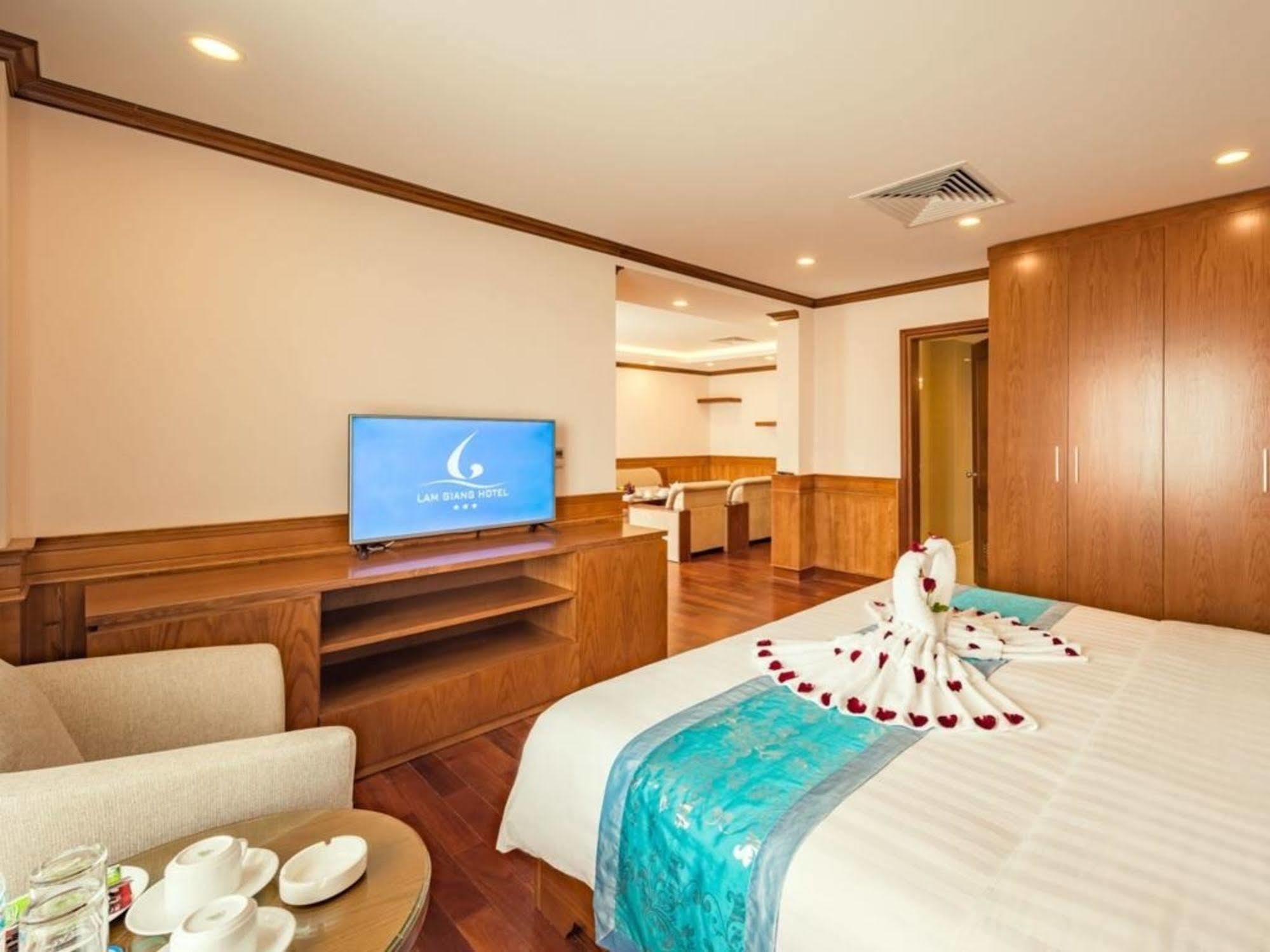 Lam Giang Hotel Vinh Eksteriør bilde